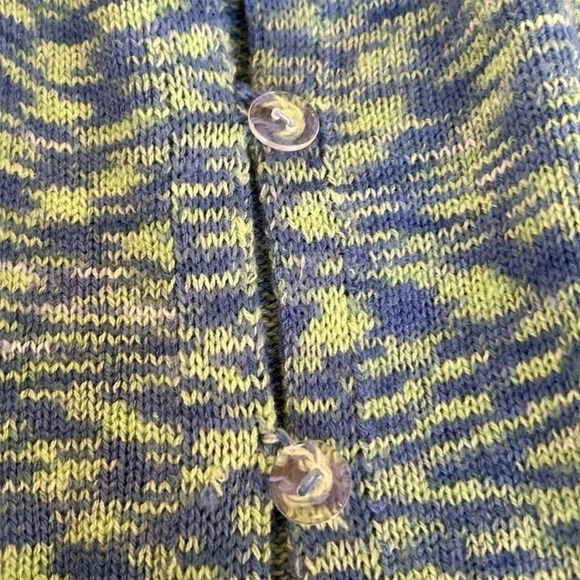Edikted green and blue crop sweater size small long sleeve buttons - Picture 9 of 9